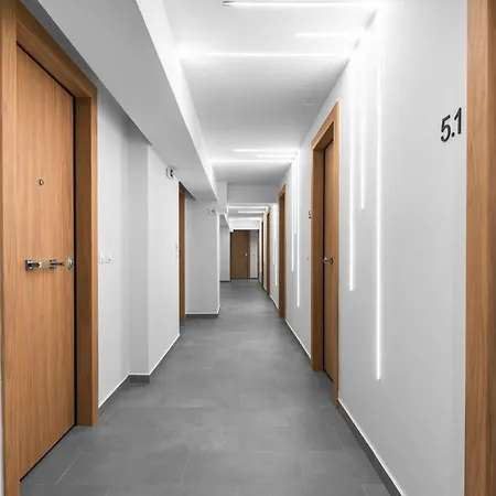 Big Apple #5, Nilie Hospitality Mgmt Appartamento *